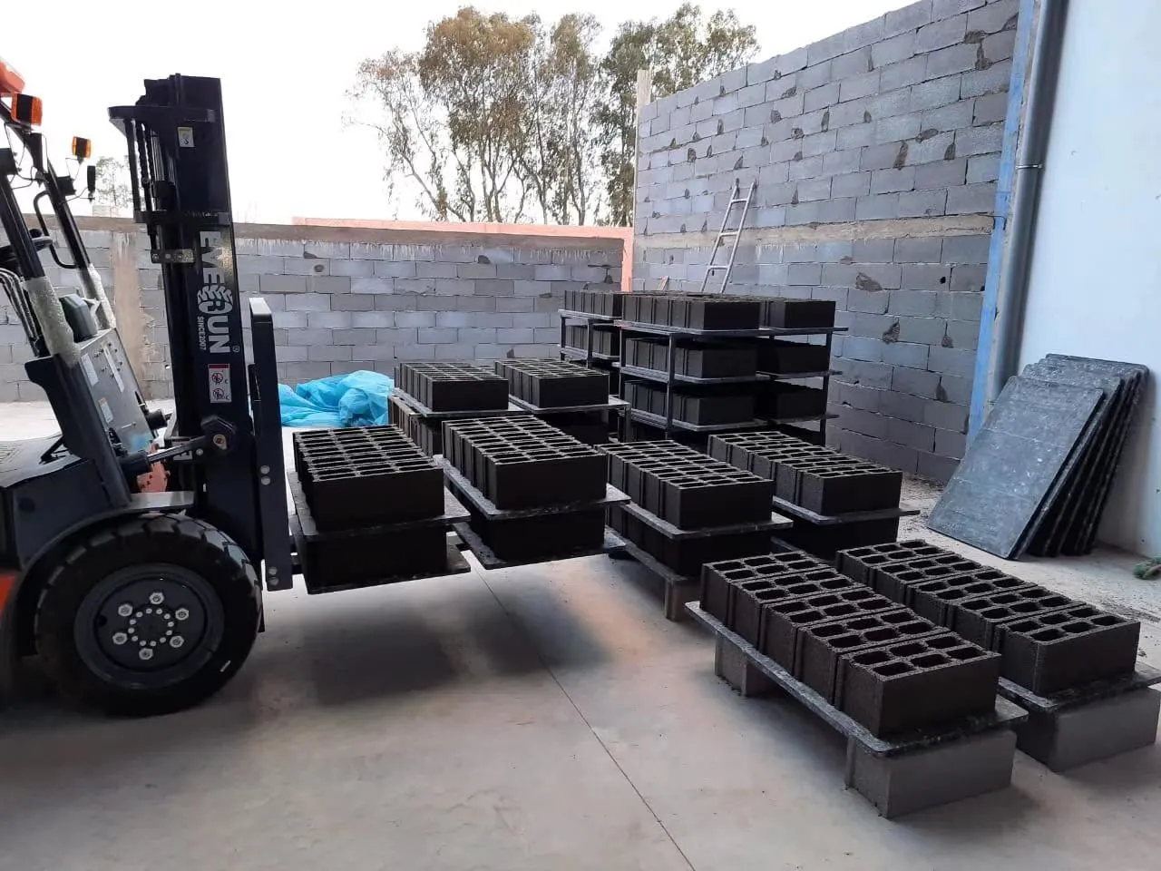 Block assembly yards Block assembly yards
