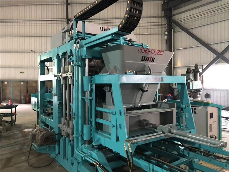 Concrete Interlocking Block Making Machine